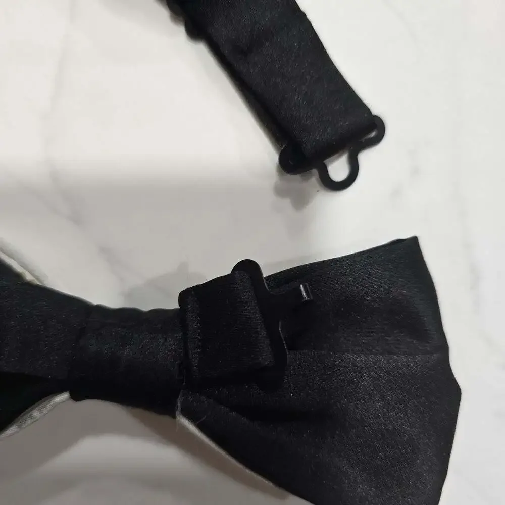 Anatomy of a Squirrel Print Pre-Tied Adjustable Bow Tie